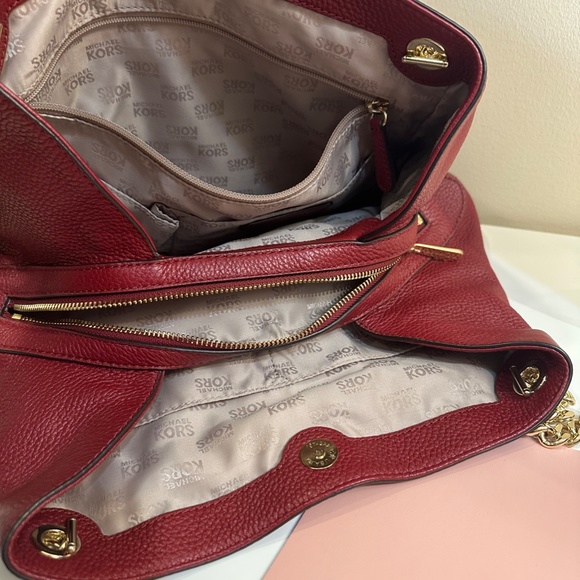 Michael Kors Jet Set LG Chain Shoulder Bag Tote Pebble Leather - Picture 3 of 5